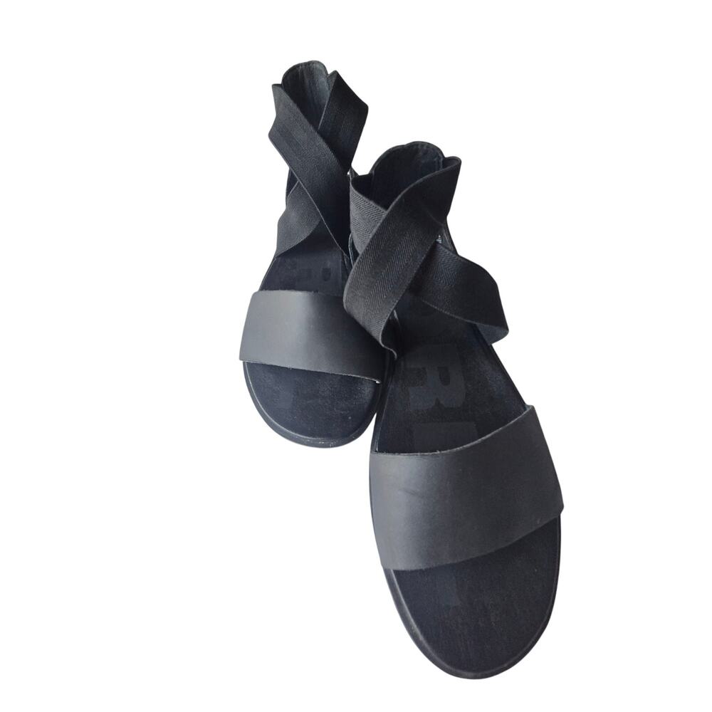 Black Women's Elastic Strap Sandals - Picture 8 of 9